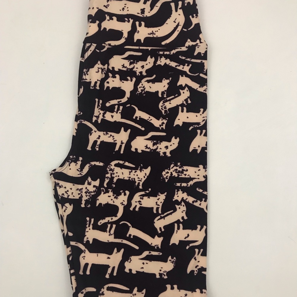New! LuLaRoe OS Cat Leggings
